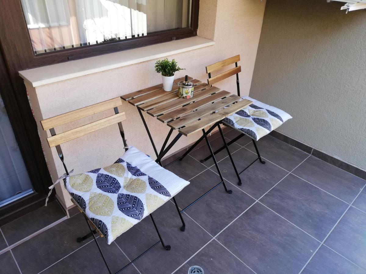 Sunshine Apartment Warna Exterior foto